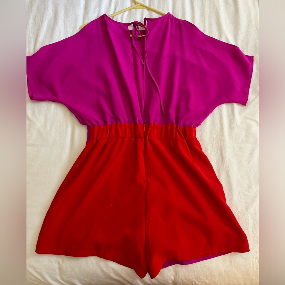 Colorblock romper - Picture 2 of 4